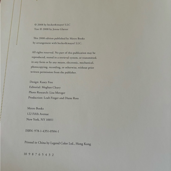 Marilyn Monroe Coffee Table Book Treasures Personal Archives Hardcover 2008 - Picture 3 of 11